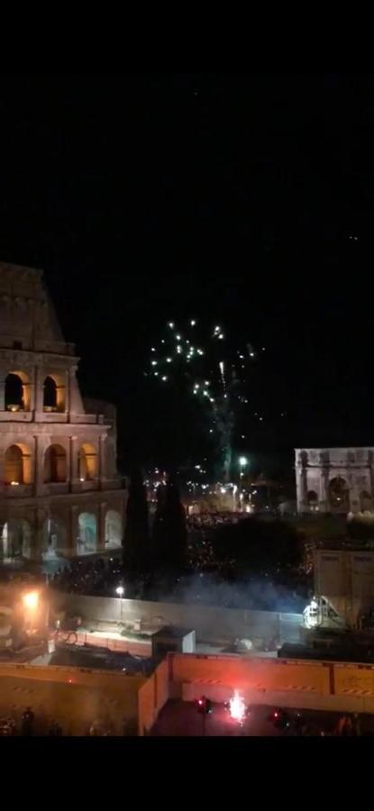 Balcony Colosseum View * Roma